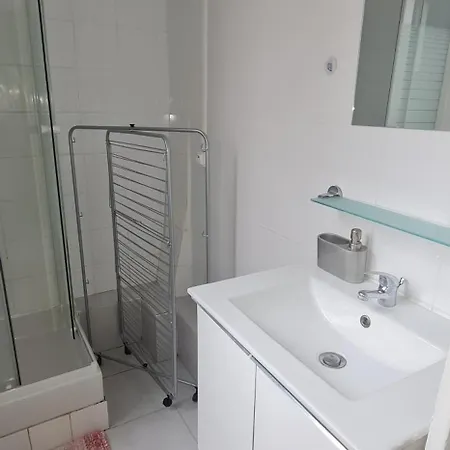 Appartement Pantin Apartment